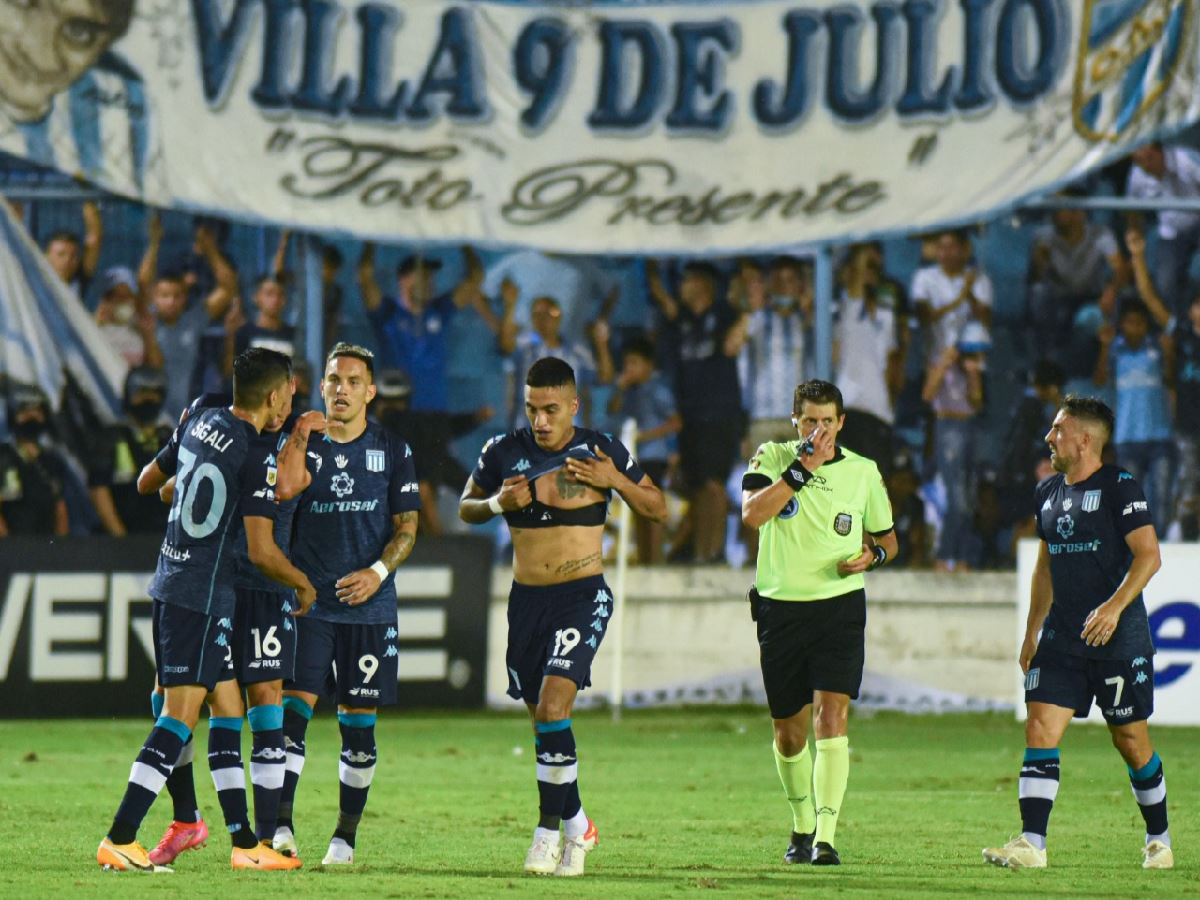 La Academia supo jugar su juego y goleo al club tucumano. Con este resultado el plantel de Gago se posicional en la clasificación.