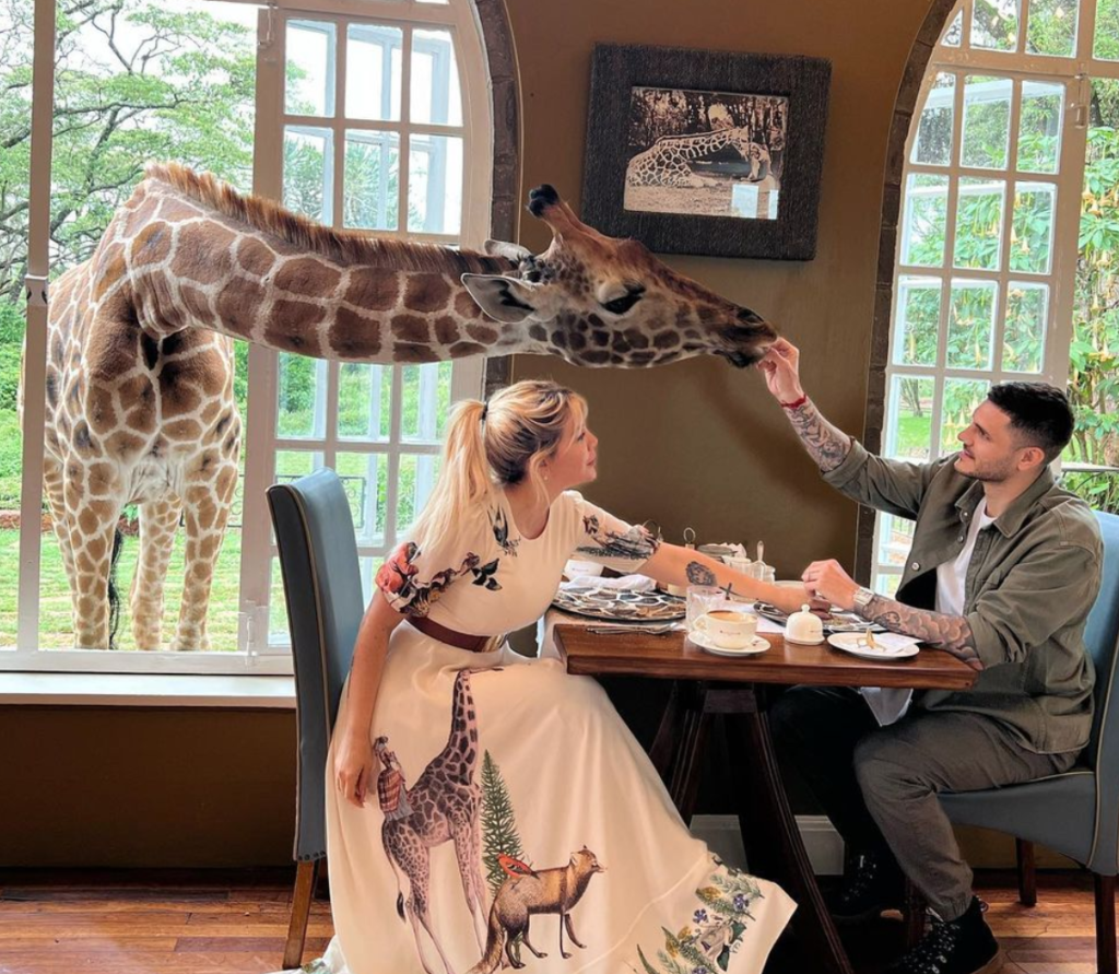 Wanda Nara y Mauro Icardi protagonizan "desayuno con jirafas"