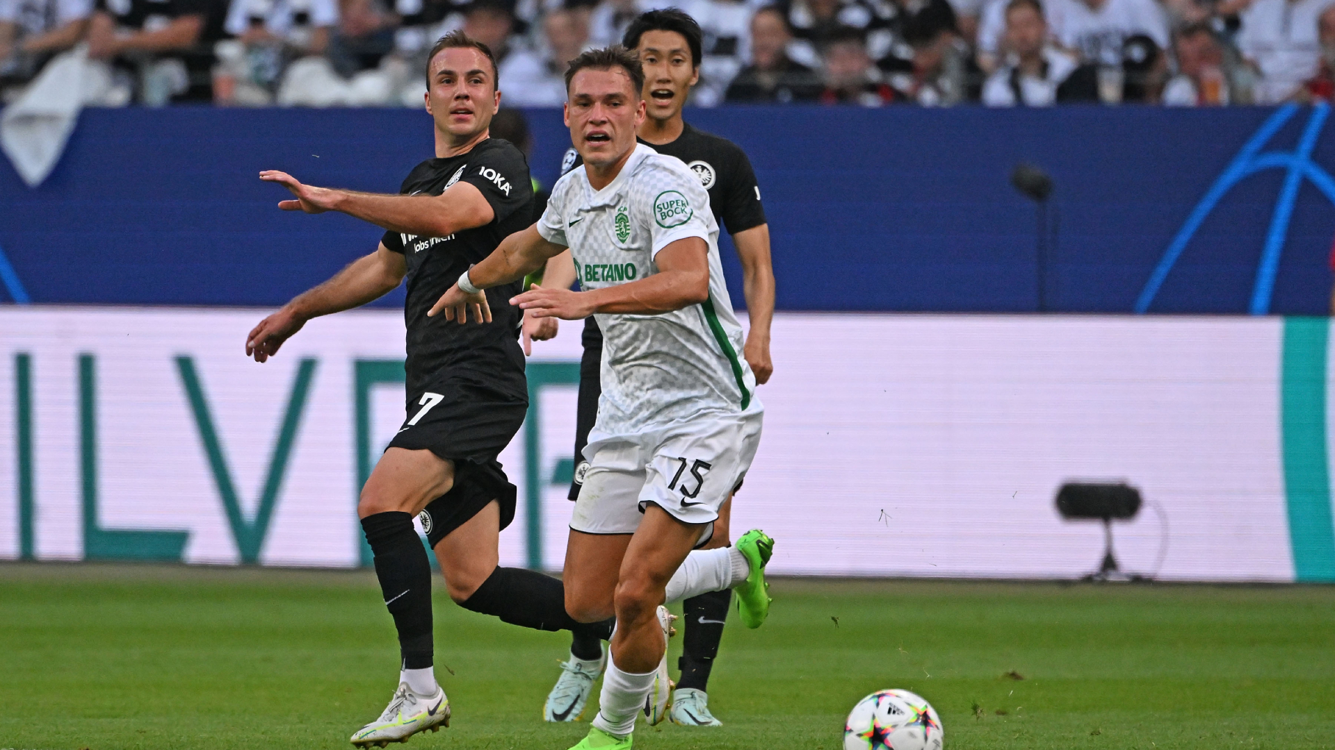 Eintracht Frankfurt sufrió un duro golpe en casa frente al Sporting