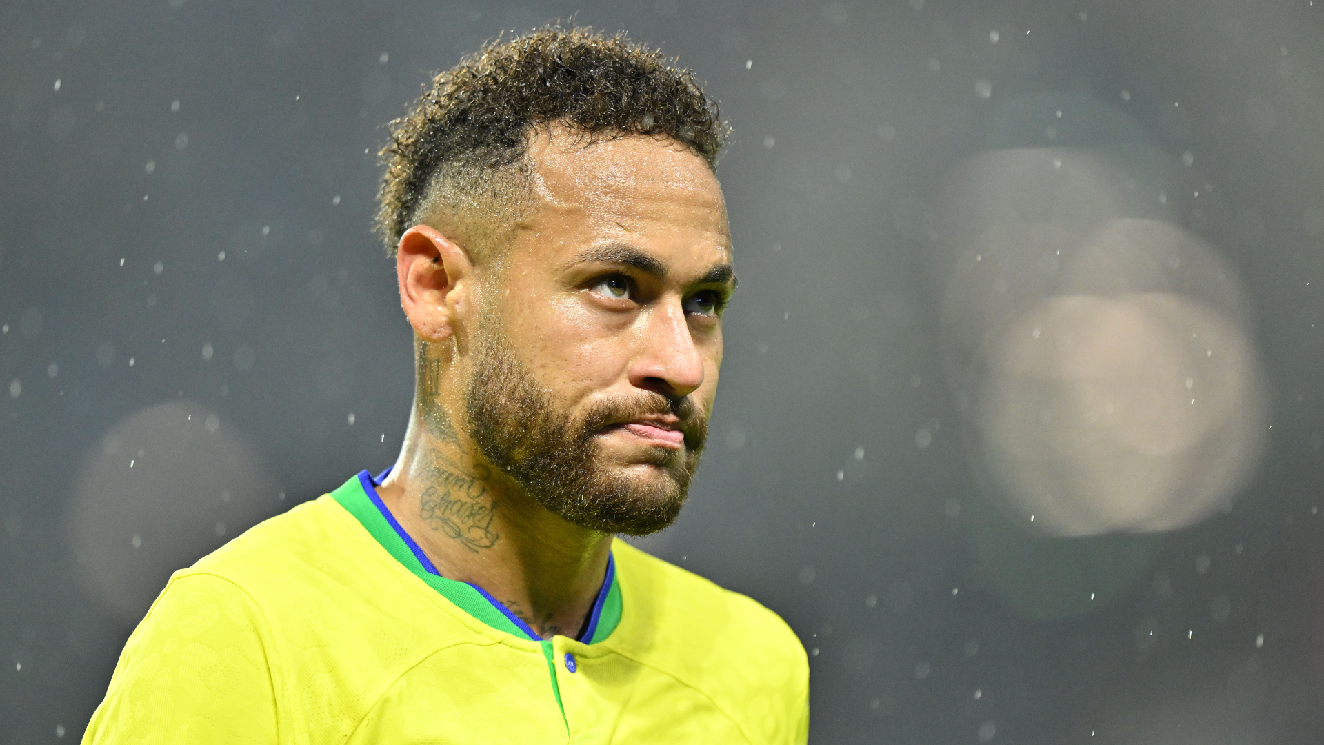 Neymar se someterá a estudios para conocer la gravedad de su lesión