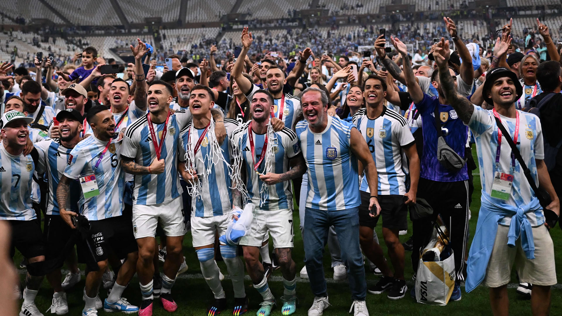 Los jugadores argentinos celebraron en las redes la consagración en Catar