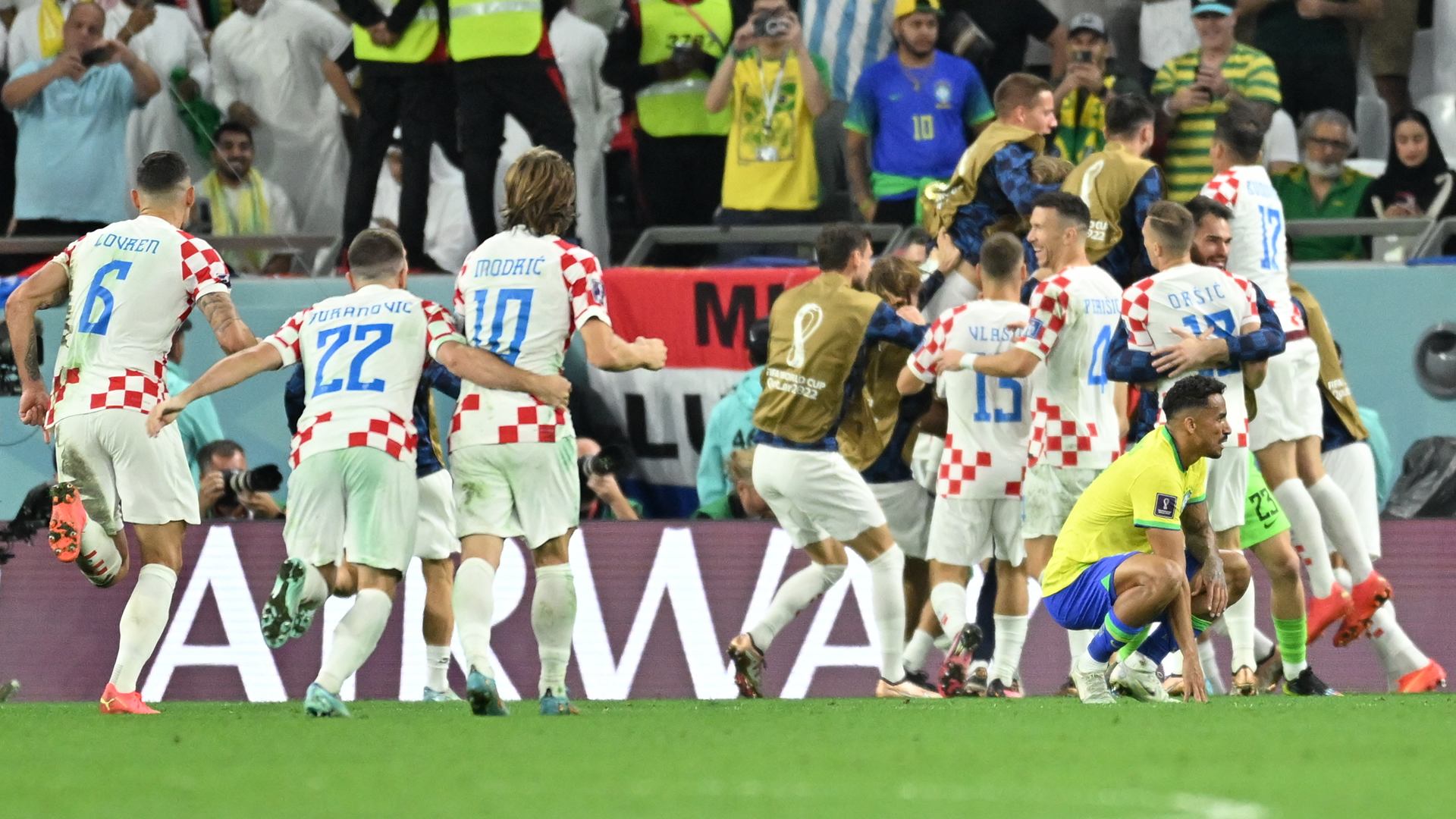 Croacia le ganó a Brasil en los penales y es el primer semifinalista de la Copa Mundial