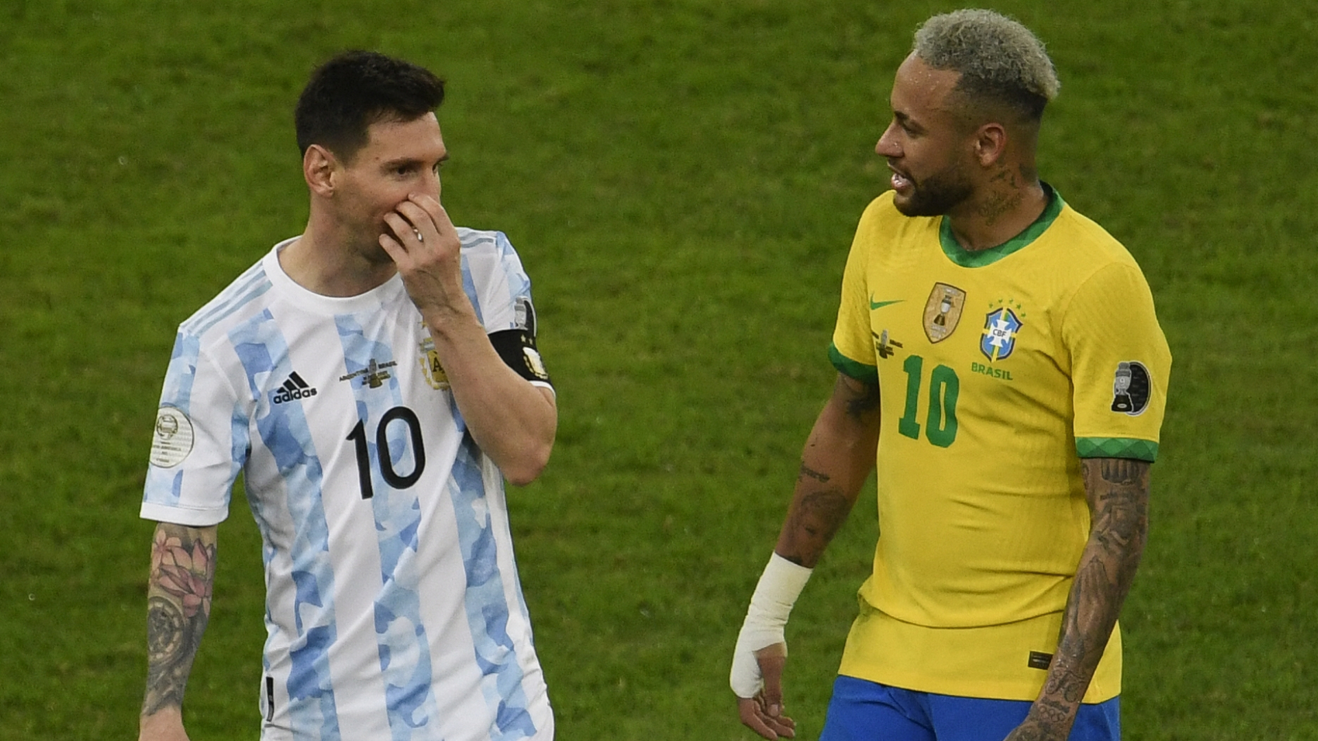 Neymar felicita a Messi por el título vía redes sociales