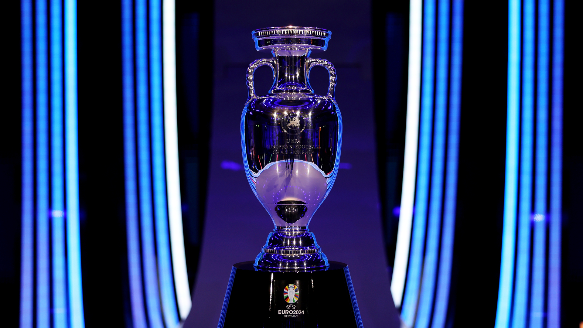 Trofeo Eurocopa 2024 12022023 (Lars Baron - UEFA/UEFA via Getty Images)